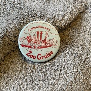 Cotton Blossom Zoo Cruise Button Pin